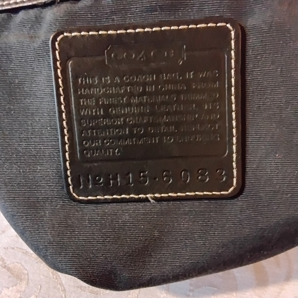 Coach Vintage Signature Black XL Hobo Duffle Bag-6083 - Picture 6 of 8